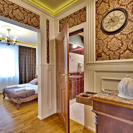 Dom Pomorsk-boutique Δωμάτια σε οικογενειακή κατοικία